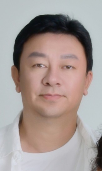 张先生照片